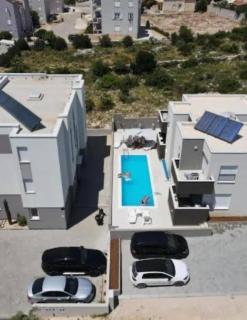 The Palms Luxury Pool Aparthotel - Novalja - 2