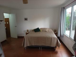 Apartamento con Patio. Planta baja, Max. Para 3. - Colonia del Sacramento - 2