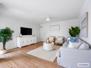 Coastal Creekfront with Pontoon Access - Kingscliff - 6