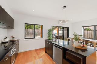 Seagrove Retreat Cowes - 3