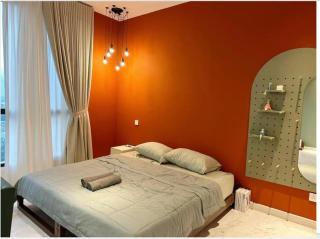 Red Sunset Studio Sky 88 JB Town Disney Hotstar - Johor Bahru - 5