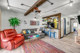 The Beachy Boater at St Thomas Square #305 by Nautical Properties - Panama City Beach - 3