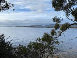 Three Island Escape - Dover - 1