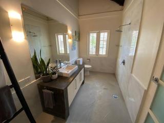 Fabulous Modern 3 br. Villa in Seminyak Large Pool - Seminyak - 5