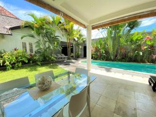 Fabulous Modern 3 br. Villa in Seminyak Large Pool - Seminyak - 1