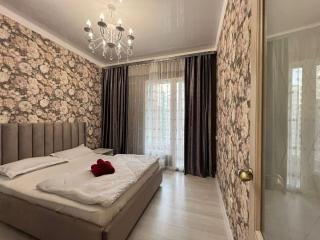 С видом на горы апартаменты с дизайнерским ремонтом - Almaty - 9