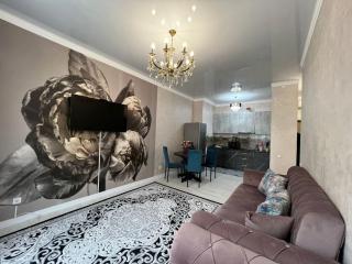 С видом на горы апартаменты с дизайнерским ремонтом - 8