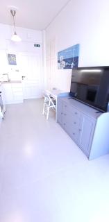 Happyface Holiday Studio - 2