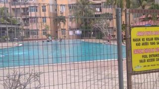 Budget Homestay Mantin Villa with 3 rooms and big swimming pool - Mantin - 7
