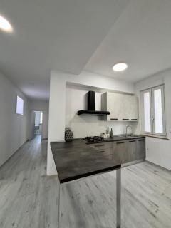 Grey House - Arezzo - 4