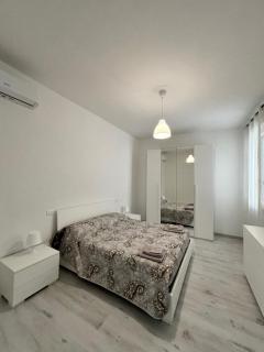 Grey House - Arezzo - 6