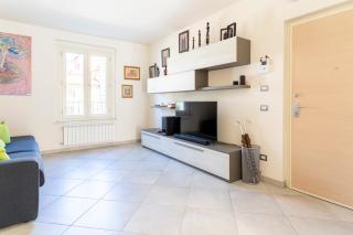 Piccola Venezia Bright Apartment with Balcony! - Livorno - 5