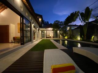 Spacious Villa in Petitenget Top Location - Seminyak - 7