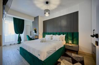 Sunset View Apartment in Infinity Beach Resort - parking - Mamaia - 8