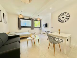 Grand studio rénové proche mer ! - Nice - 8