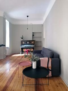 Spacious 75sqm Art Nouveau district gem - Riga - 4