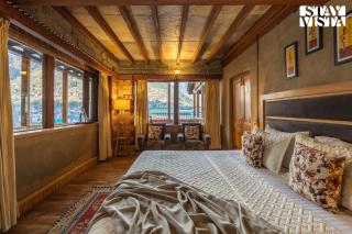 StayVista at The Manor Cozy Retreat in Kullu Manali - 1