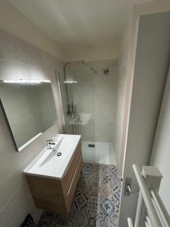 Studio les pieds dans l eau au Brusc 4 personnes - Six-Fours-les-Plages - 3