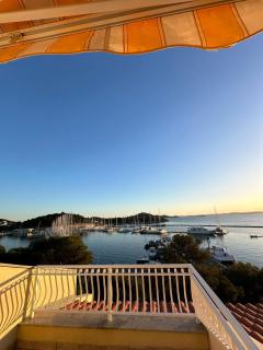 Seabreeze Mustel Apartment in Drage - Adults Only - 0