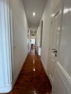 Quarto no Apartamento Pombal Lisboa - 3