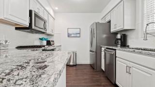 Mountain Home with Amazing Views and Hot Tub - 5