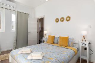 Family-Friendly Spacious Townhouse with Garden - Close to Airport - 2