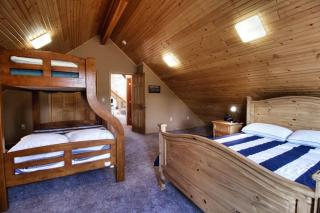 Cozy Mountain Home in Twin Lakes Great for groups - 3