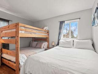 Spacious 10 guest GEM in Leadville Pets okay - 5