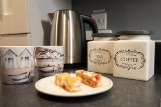 Vibrant City Centre Townhouse With Free Parking rare Outdoor Patio - 6