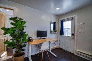 The Hilltop Haven 2bd Suite and Pet Friendly - 7