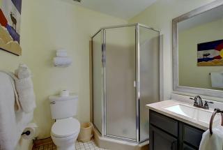 New Listing - Slopeside condo with Private Hot Tub - 2