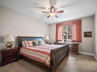 New Listing Peaceful 4bd in the woods - Leadville - 8
