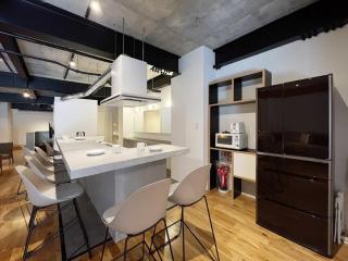 bHOTEL Kaniwasou 101 1BR good for 10PPL in the scenic Island of Miyajima - 4