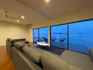 bLOCAL Sugawa House - 1 Bedroom House with Beautiful Ocean View for 12 Ppl - Kure - 5