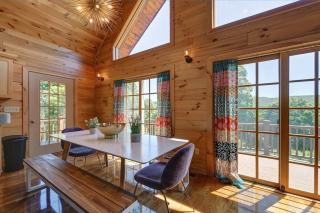 Berkshire Vacation Rentals: Great Barrington Cabin Sleeps 14 Walk To Town - 4