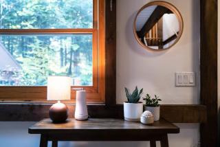 Berkshire Vacation Rentals: Stonebridge Cabin: Modern Amenities Enjoy Nature - Lee - 1