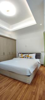 Urbanest Inn Castle Resort - Serai - 3