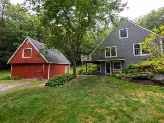 Beautiful House In The Woods Huge Yard Hot Tub - Great Barrington - 8