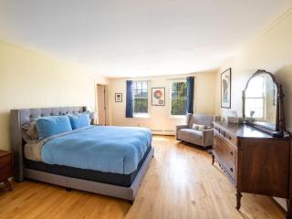 Berkshire Vacation Rentals: Renovated Five Bedrooms In Historic Williamstown - Williamstown - 7