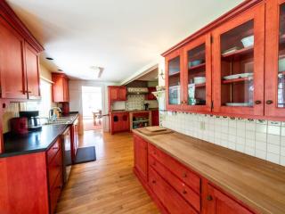Berkshire Vacation Rentals: Renovated Five Bedrooms In Historic Williamstown - Williamstown - 5
