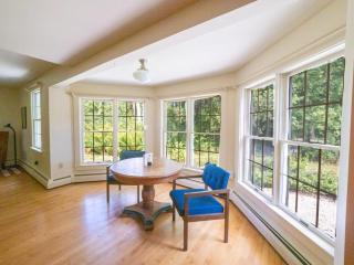Berkshire Vacation Rentals: Renovated Five Bedrooms In Historic Williamstown - Williamstown - 1