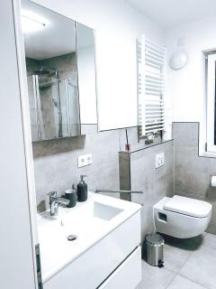 DoreyHome P2 - modernes zentrales Apartment -2-4 Personen - Parkplatz - Passau - 3