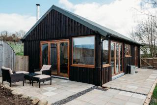 Woodpecker Lodge- A Pet Friendly Rural Retreat - 9