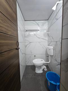 LOWFARE HOTELS - Kozhikode - 1