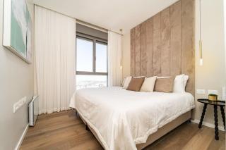 Exquisite 1Bdr Residence with Magical Vistas of the Old Cityscape - Jerusalem - 9