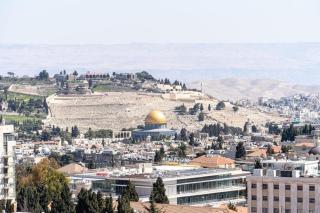 Exquisite 1Bdr Residence with Magical Vistas of the Old Cityscape - Jerusalem - 7