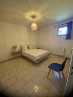Spacieux 2 chambres, CLIM, parking prive ferme, LOCAL VELOS - Entraigues-sur-la-Sorgue - 5