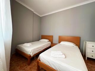 BAJBAJ - Apartamento 2 dormitorios a 100 metros de la Playa del Bajondillo, a 300 metros del centro de Torremolinos - Torremolinos - 5