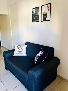 Loano I - Confort Moderno en Primer Piso con acceso por escalera! - 2