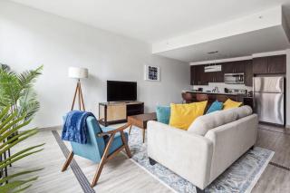2BR Premium Downtown Suite - Detroit - 6